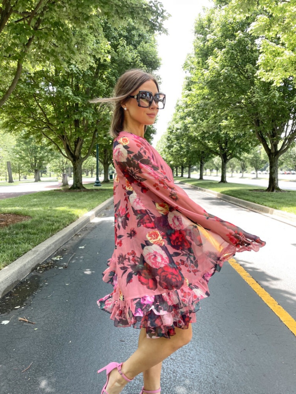 Mac Duggal Ruffled Cape Overlay Dress Sz 4 55404 Roses Wedding Guest NWT $398